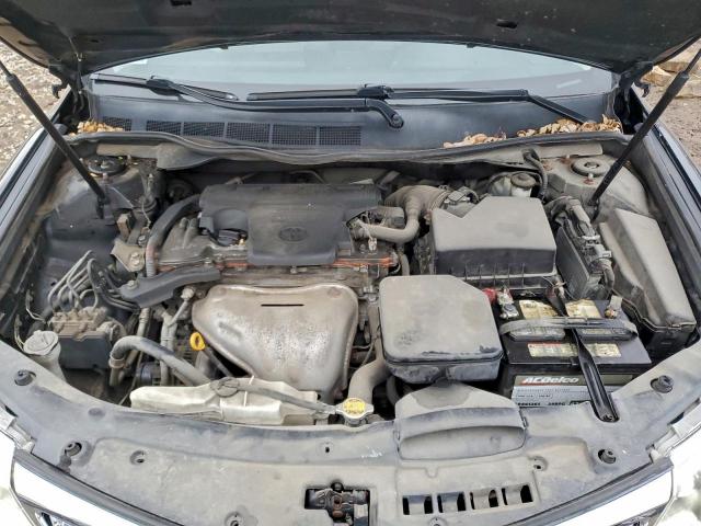 Toyota Camry Base Image 10