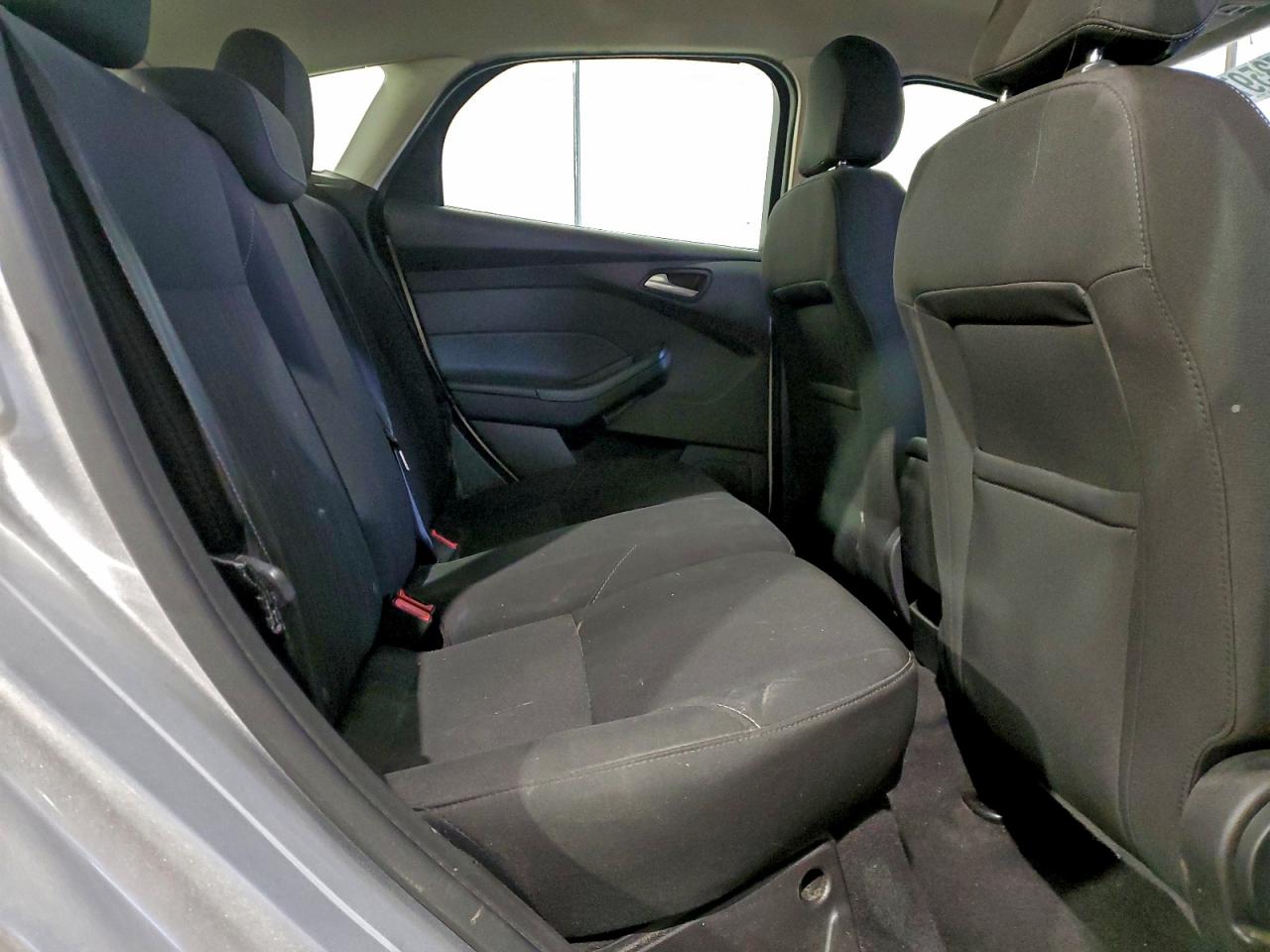 Ford Focus Se Image 9