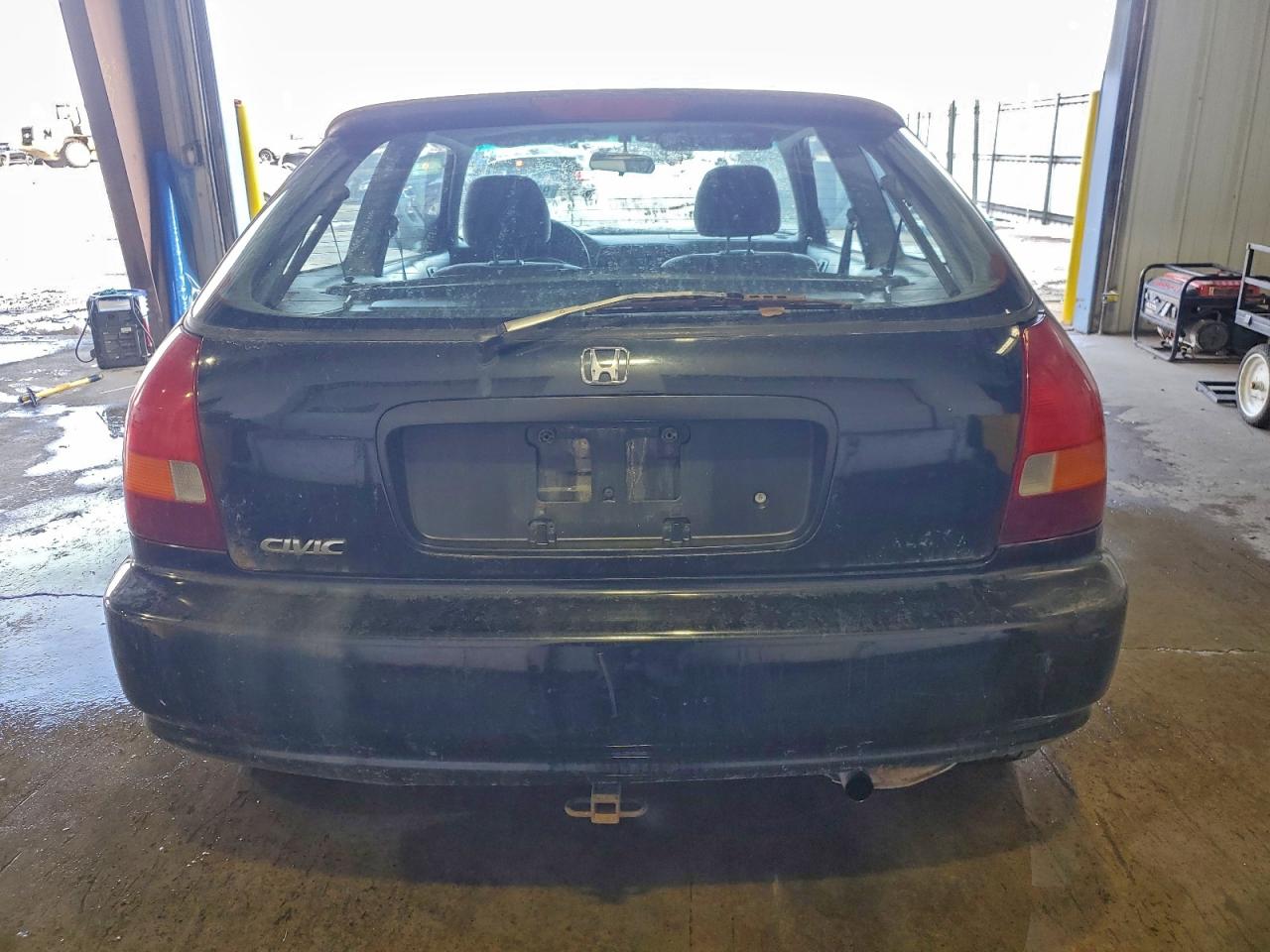 Honda Civic Dx Image 8