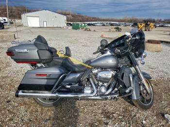  Salvage Harley-Davidson Fl