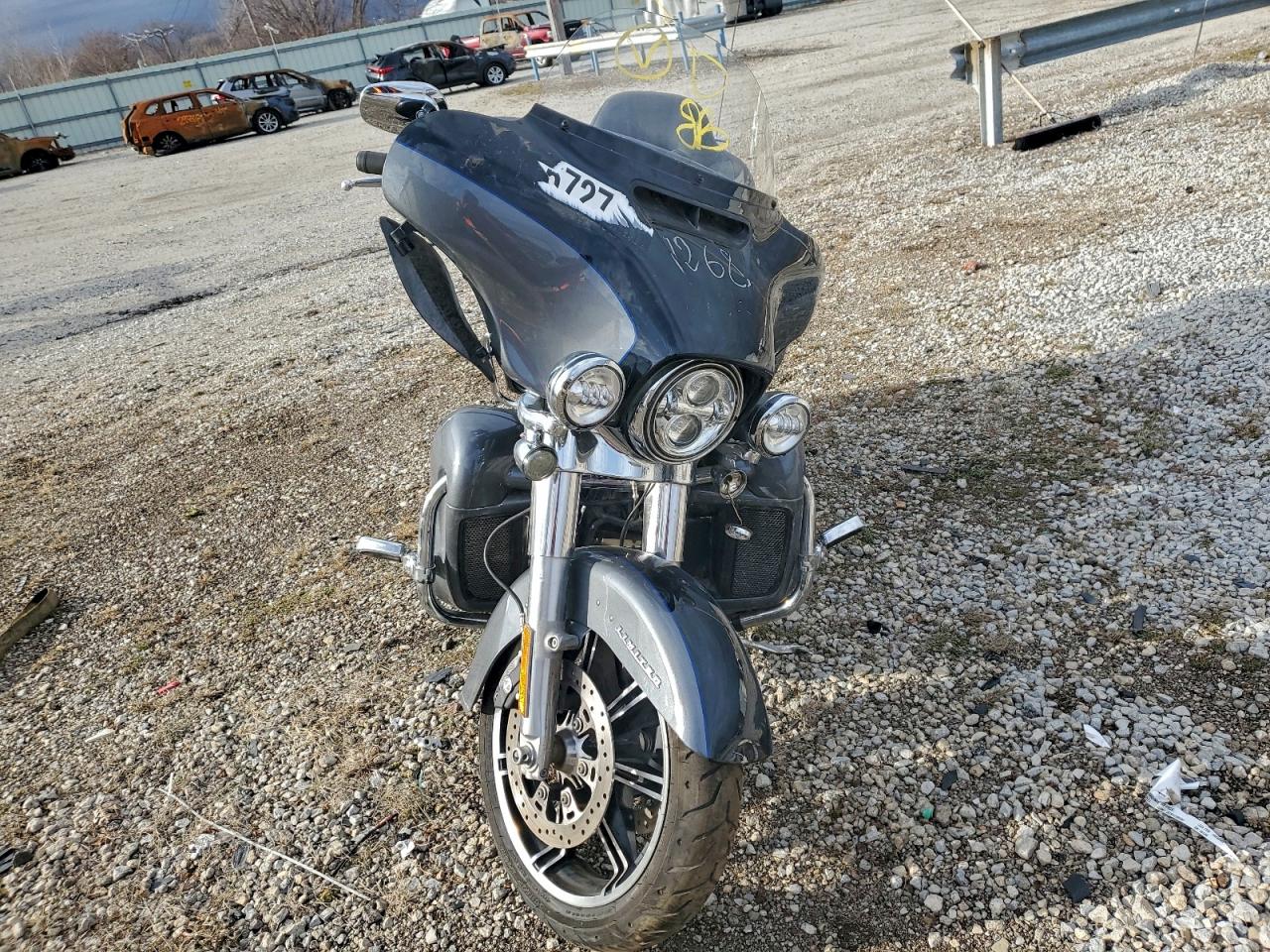 Harley-Davidson Fl Image 3