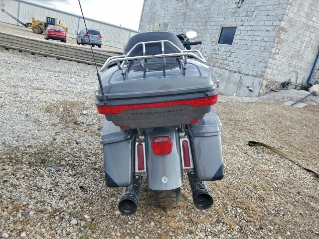 Harley-Davidson Fl Image 8