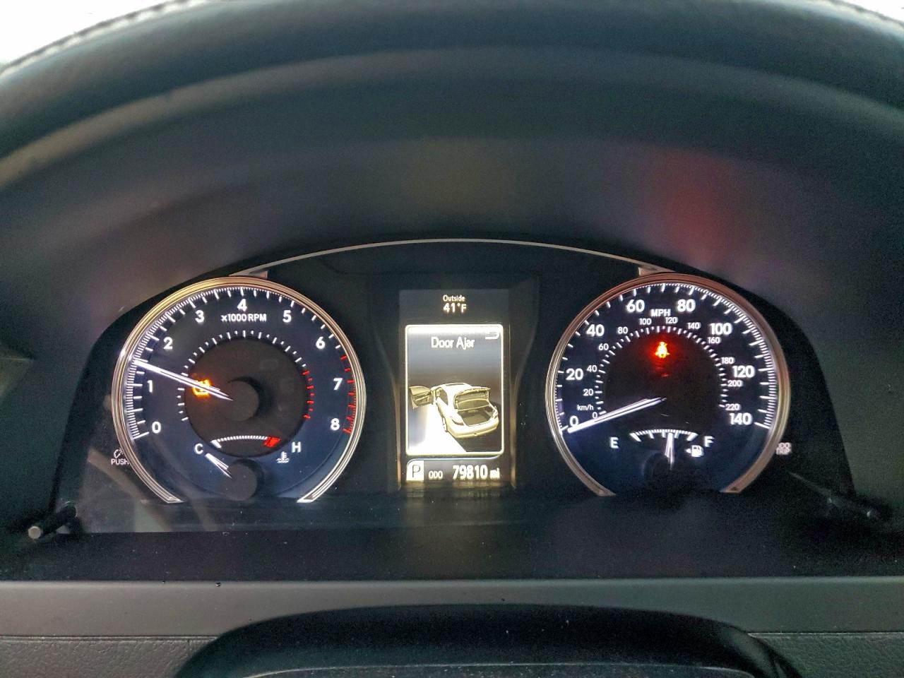 Toyota Camry Le Image 9