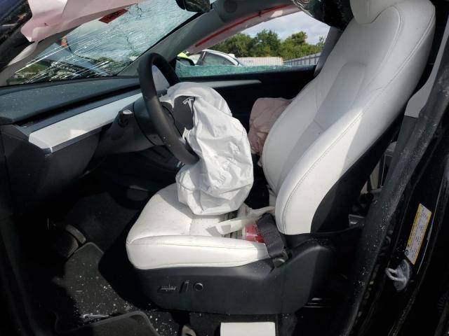 Tesla Model Y Image 9