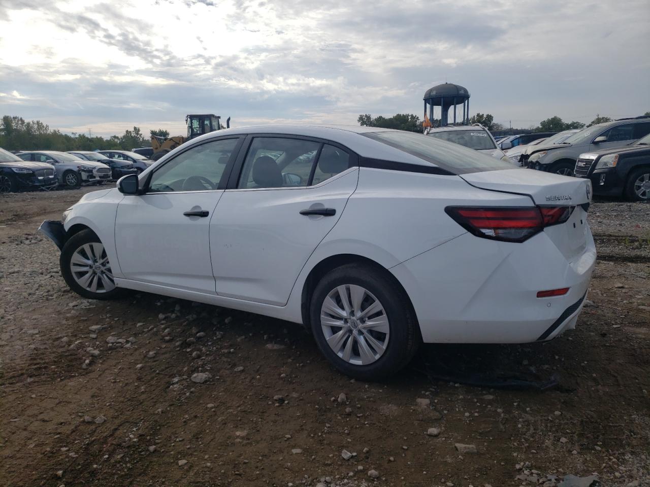 Nissan Sentra S Image 10