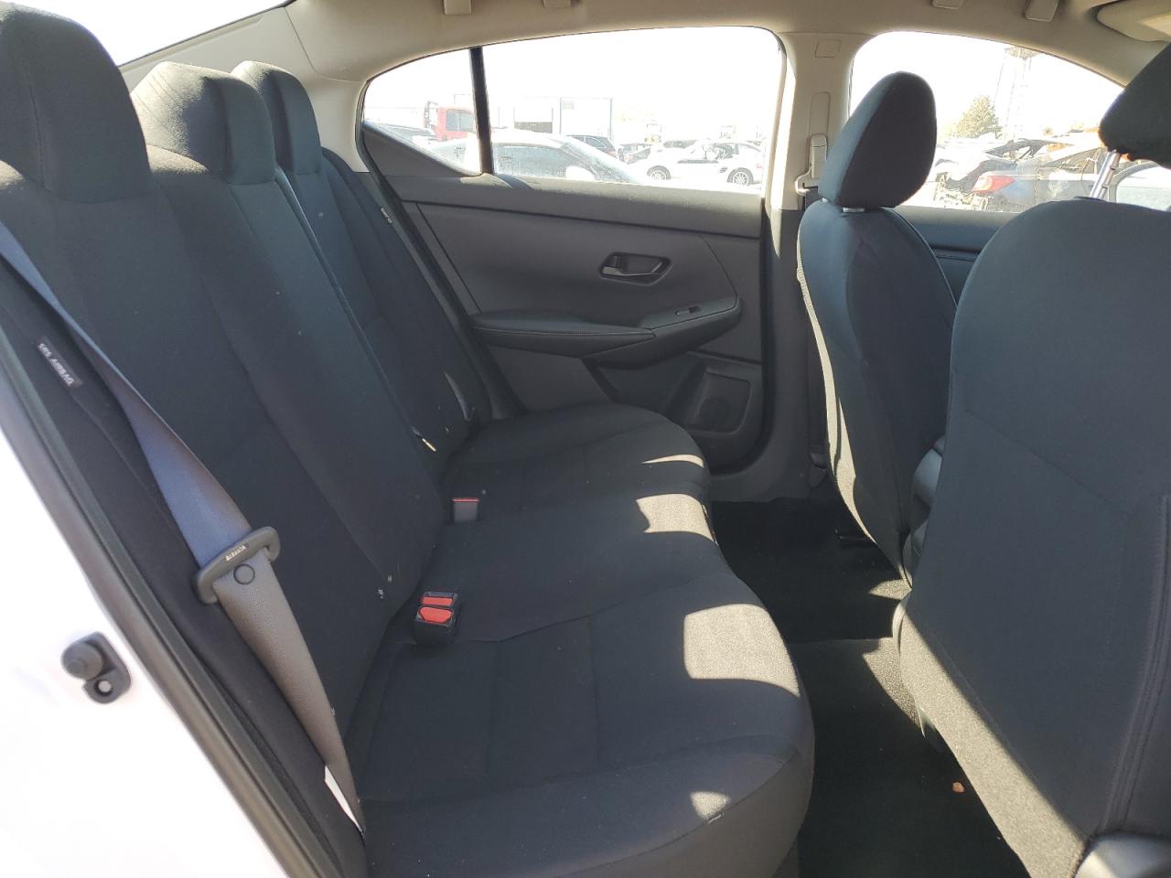 Nissan Sentra S Image 6