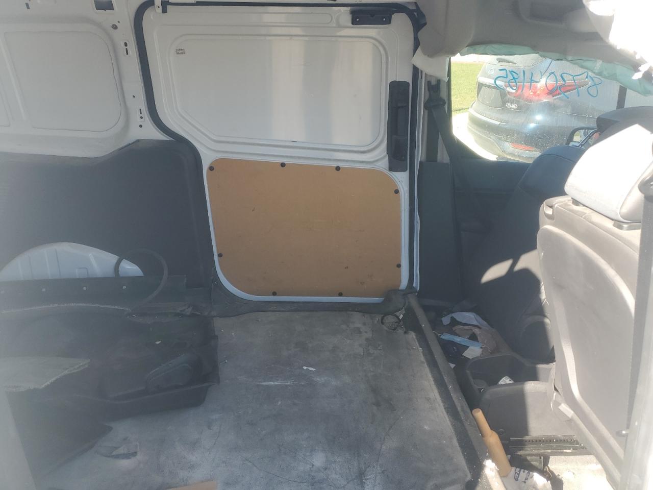 Ford Transit Xl Image 11