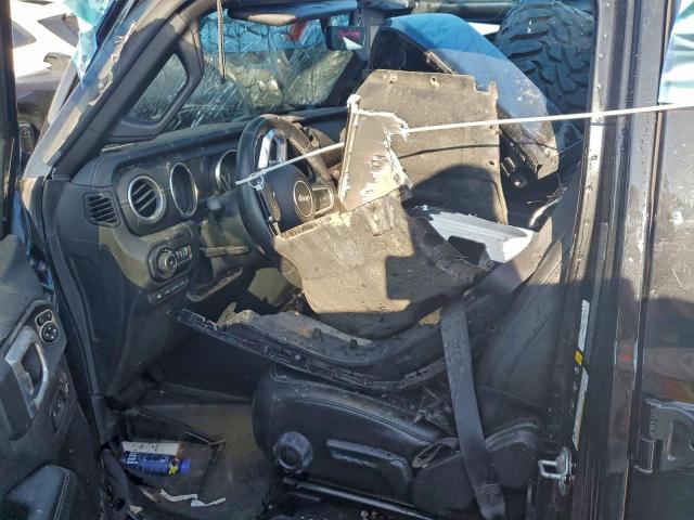 Jeep Wrangler Sahara 4xe Image 8