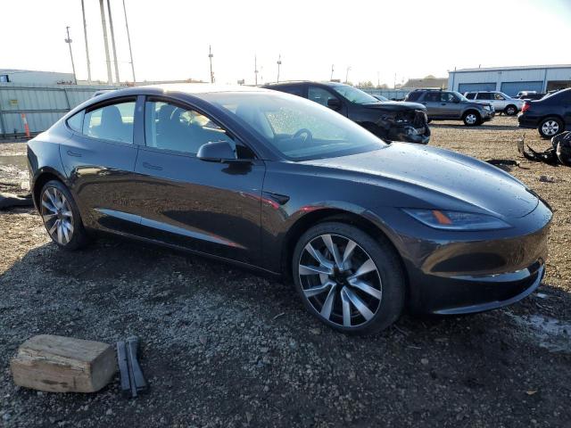 Tesla Model 3 Image 3