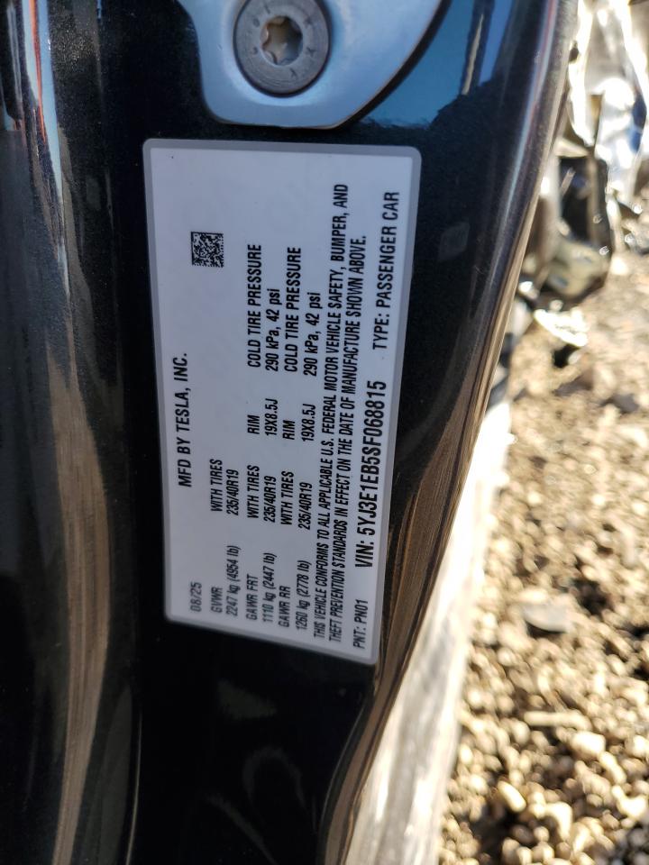Tesla Model 3 Image 12