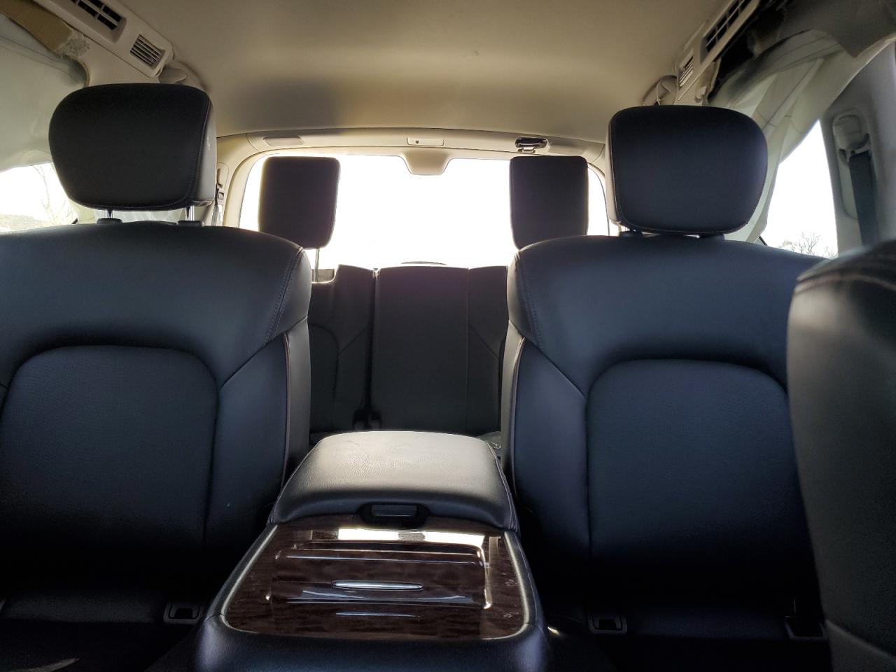 Nissan Armada Platinum Image 9