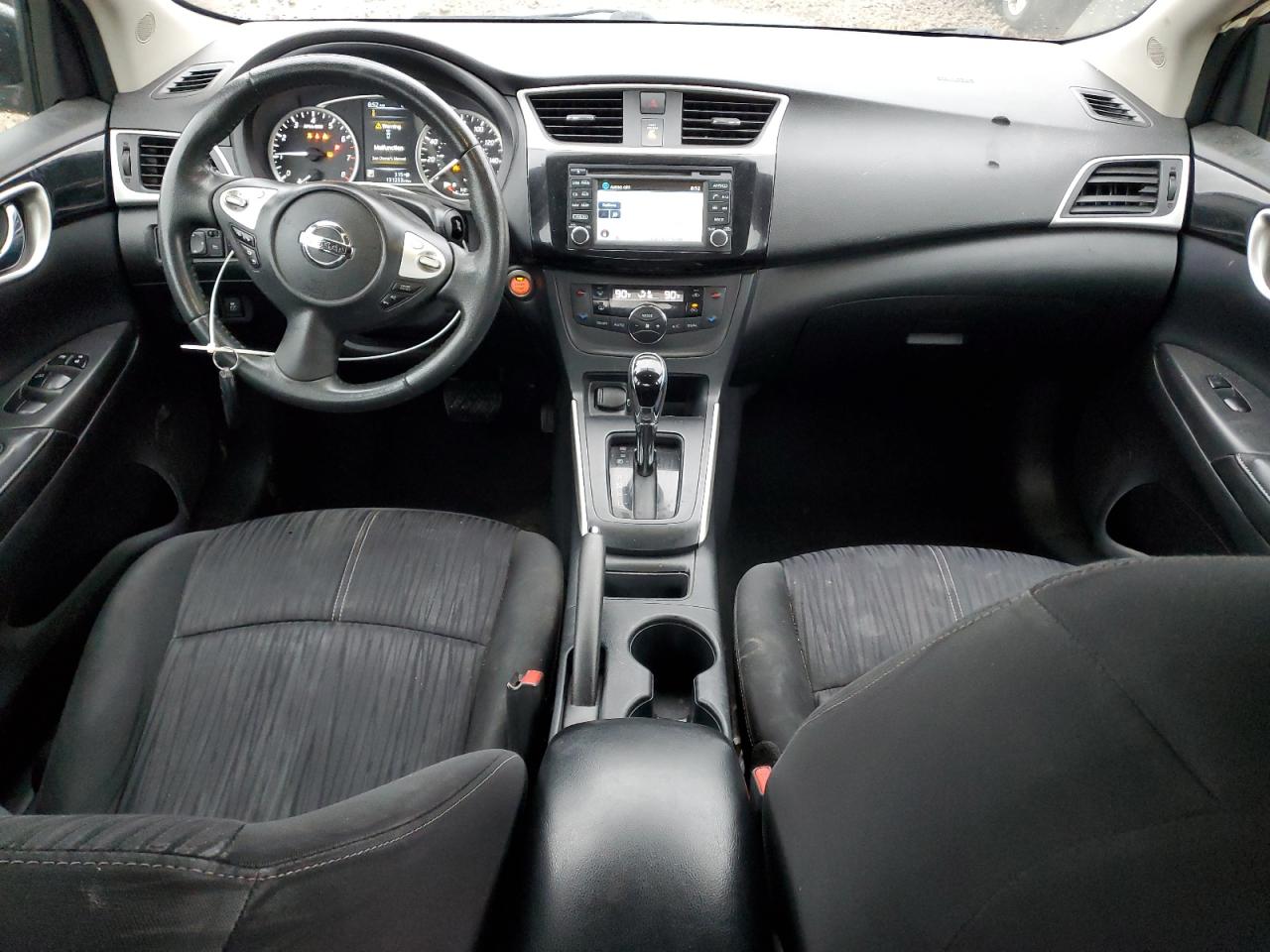 Nissan Sentra S Image 6
