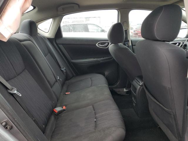 Nissan Sentra S Image 8