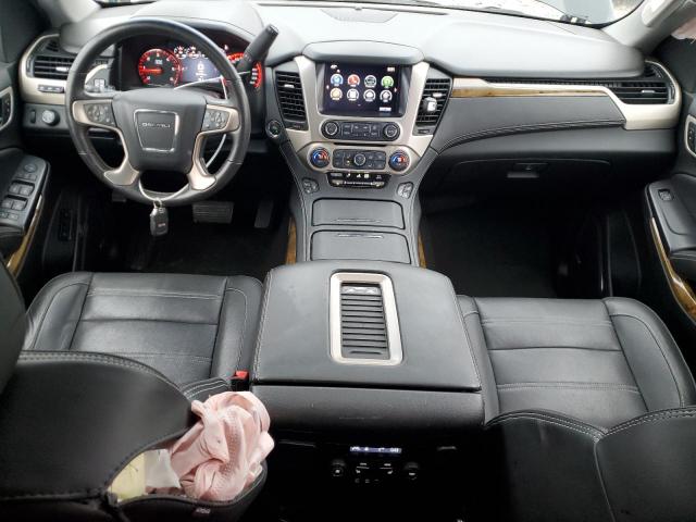 GMC Yukon Denali Image 11