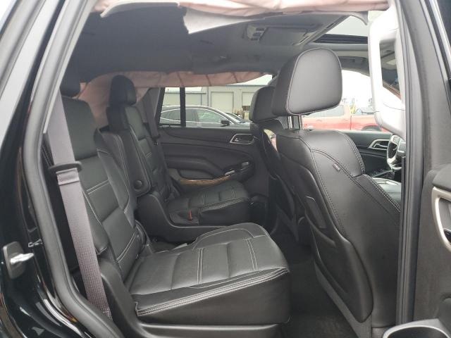 GMC Yukon Denali Image 12