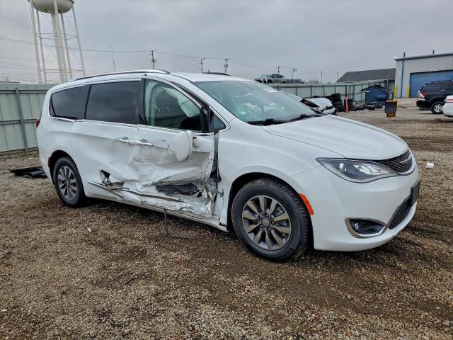 Chrysler Pacifica Touring L Plus Image 6