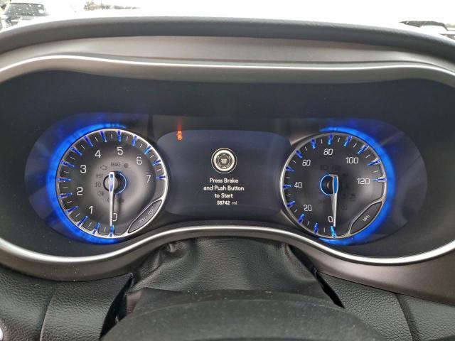 Chrysler Pacifica Touring L Plus Image 5