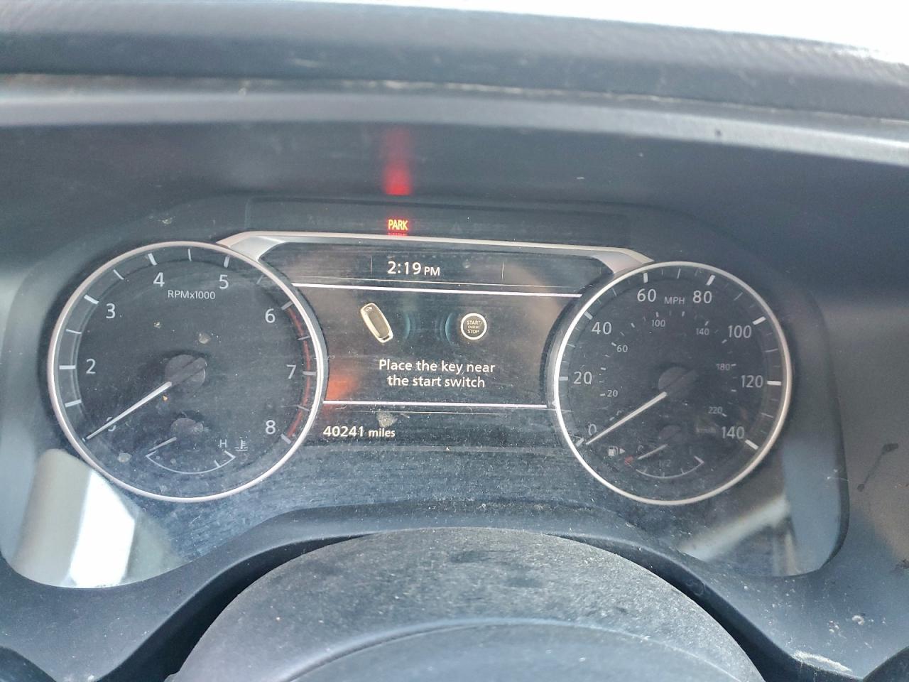 Nissan Rogue S Image 2