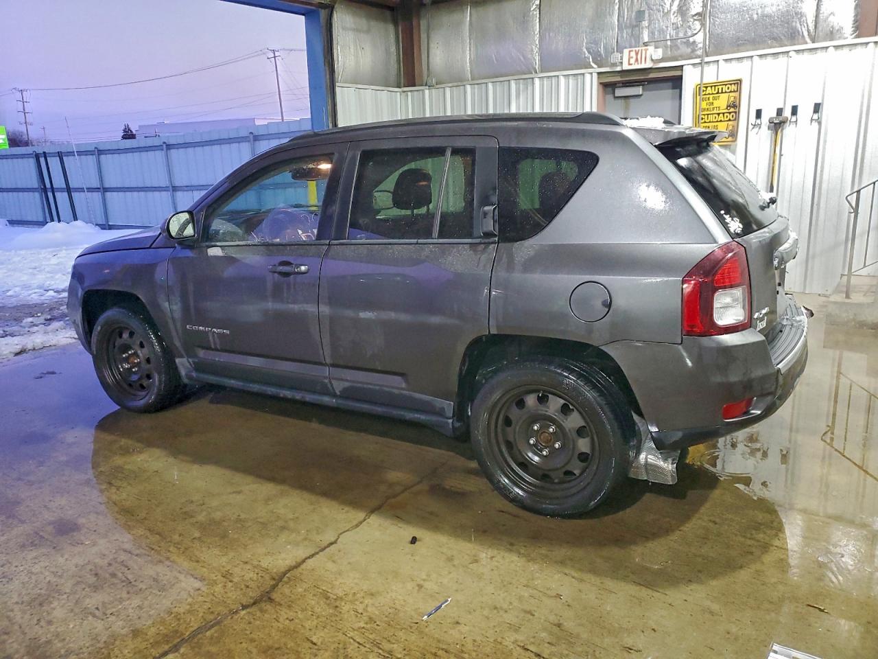 Jeep Compass Latitude Image 6