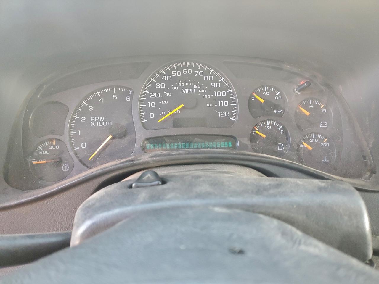 Chevrolet Silverado K2500 Heavy Duty Image 9