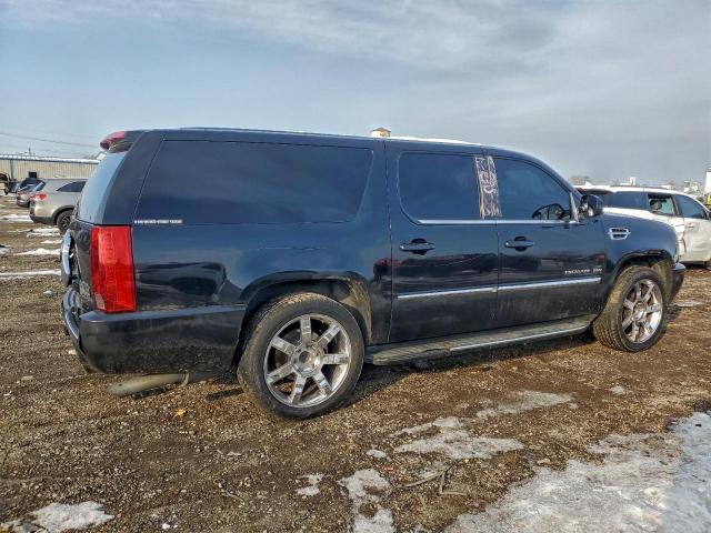 Cadillac Escalade Esv Luxury Image 3