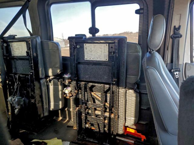 Ford Transit T-250 Image 10