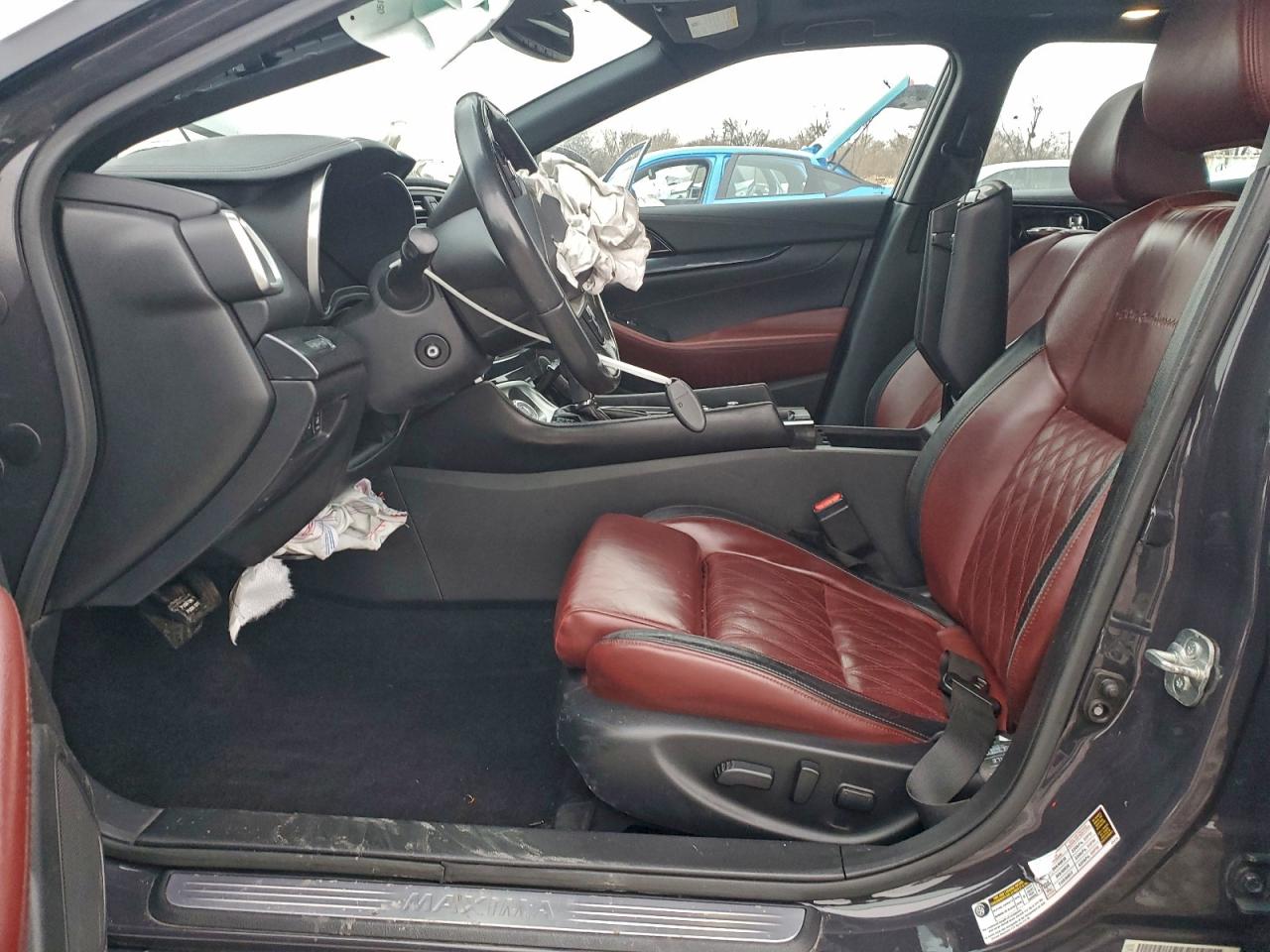 Nissan Maxima Platinum Image 7