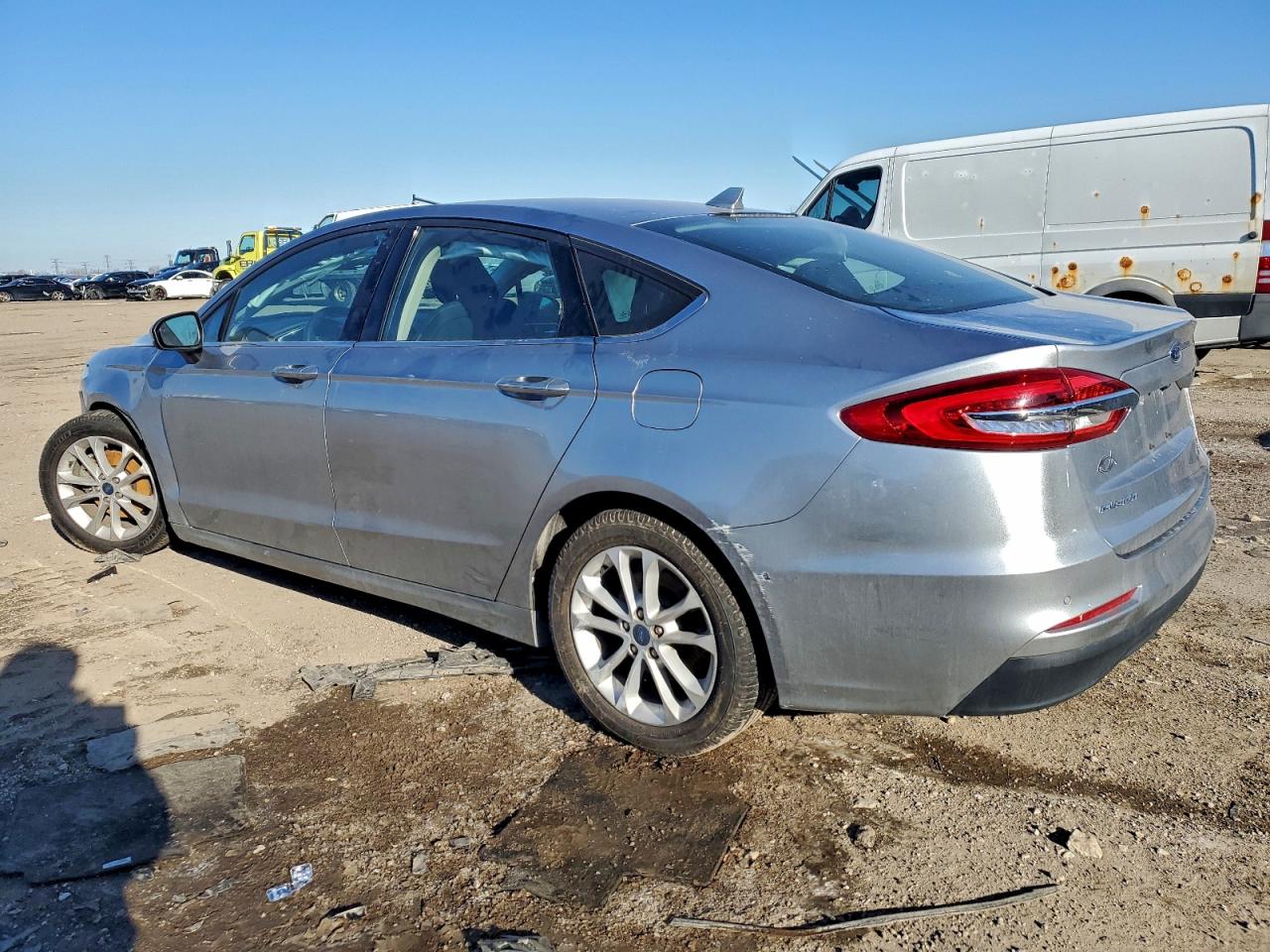 Ford Fusion Se Image 3