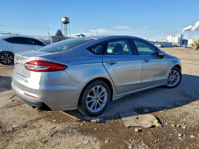 Ford Fusion Se Image 4