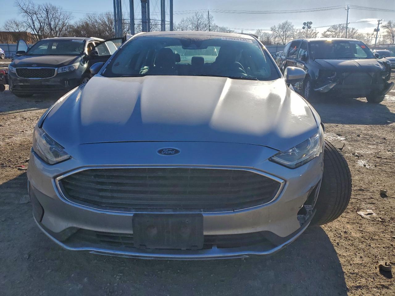 Ford Fusion Se Image 12