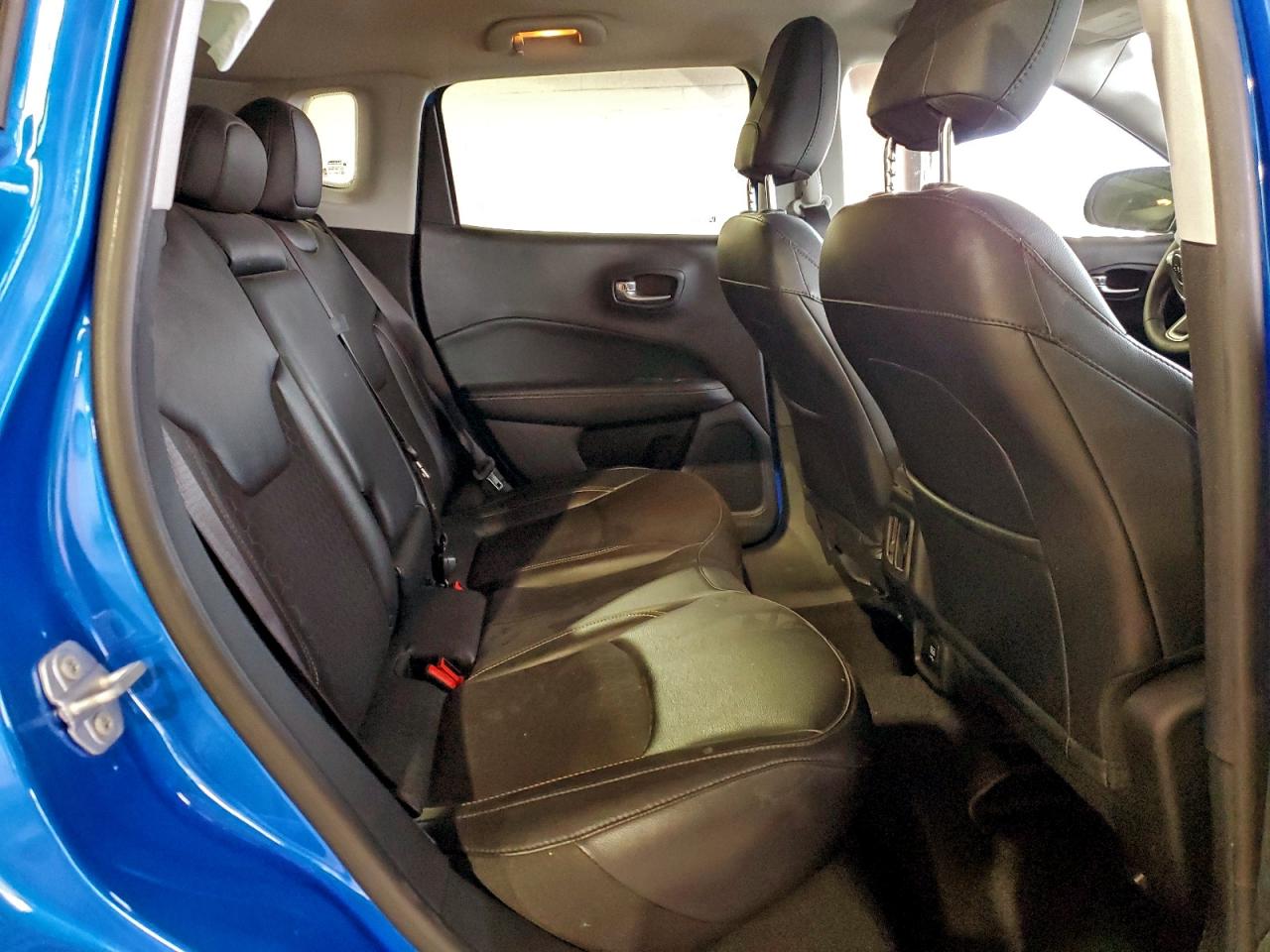 Jeep Compass Latitude Image 5