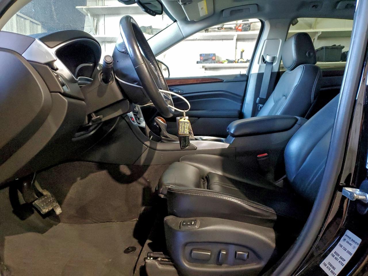 Cadillac SRX Luxury Collection Image 12