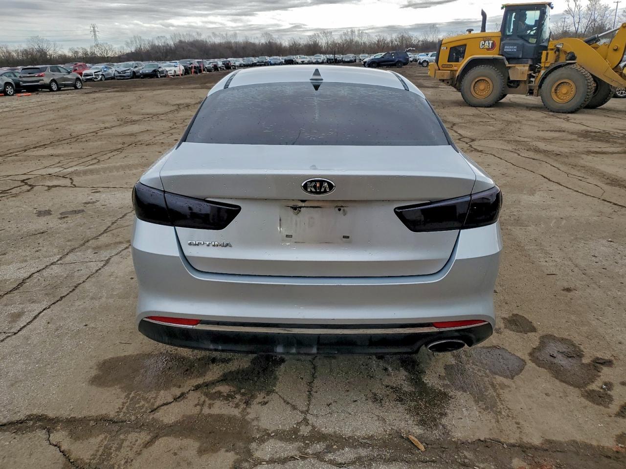 Kia Optima Lx Image 11