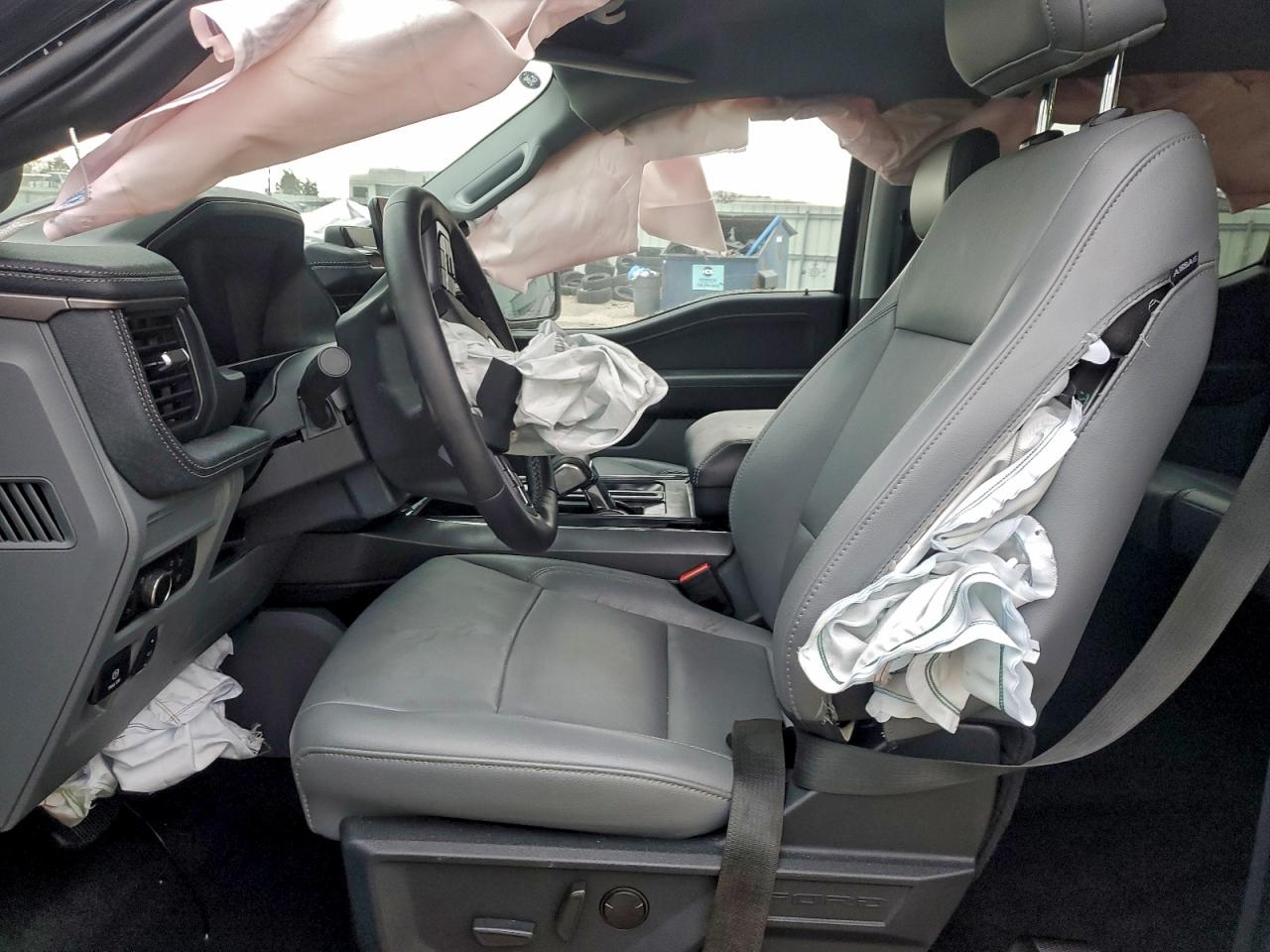 Ford F-150 Lightning Xlt Image 5