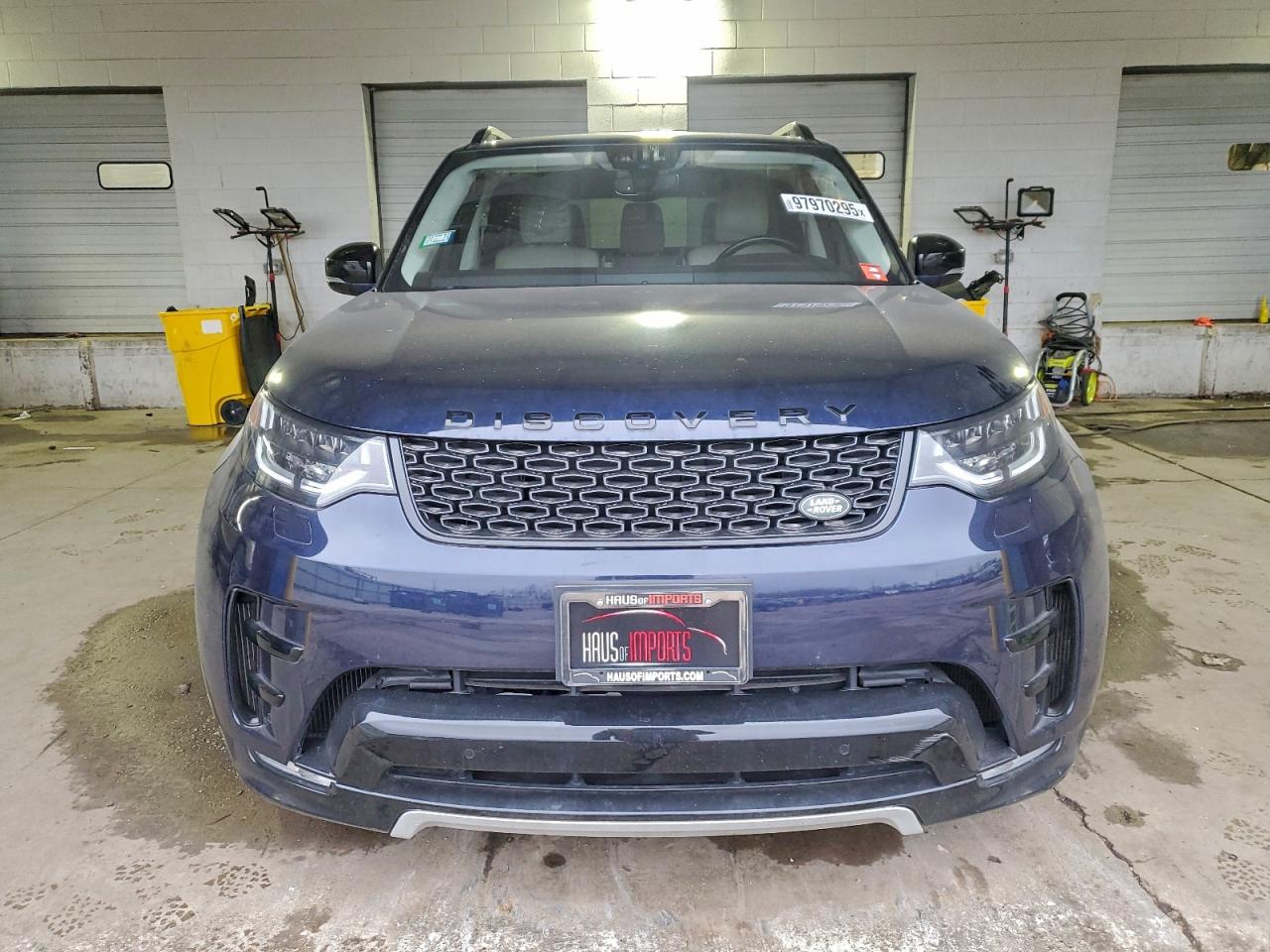 Land Rover Discovery Landmark Image 8