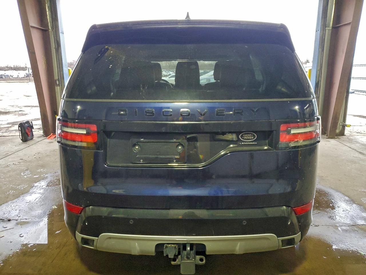 Land Rover Discovery Landmark Image 6