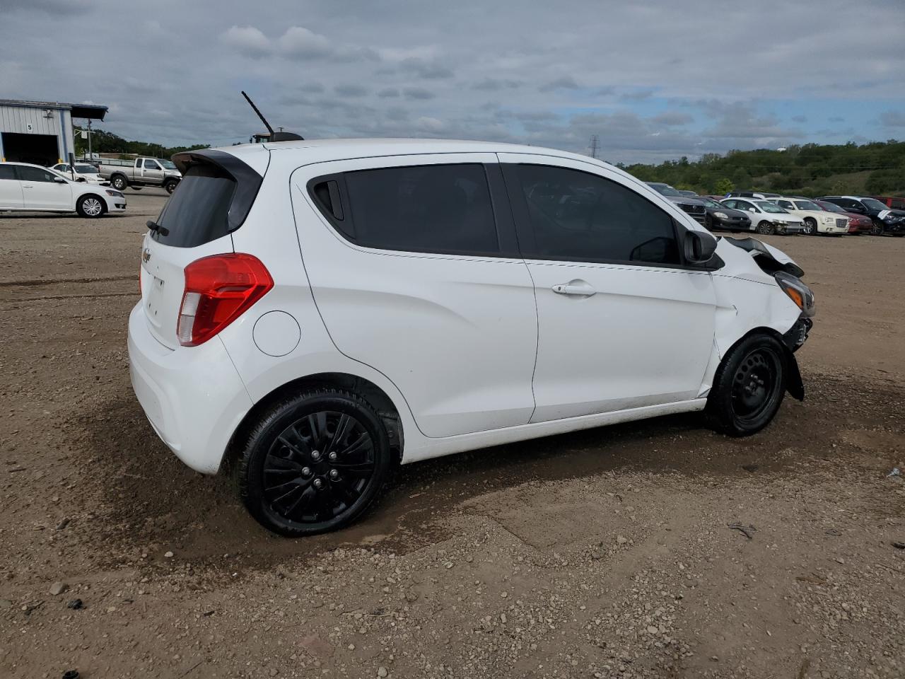 Chevrolet Spark Ls Image 5