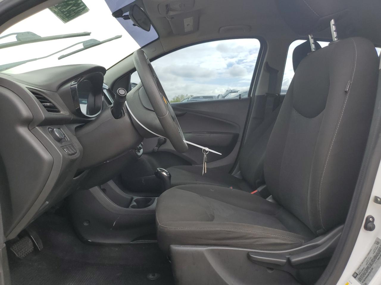 Chevrolet Spark Ls Image 4