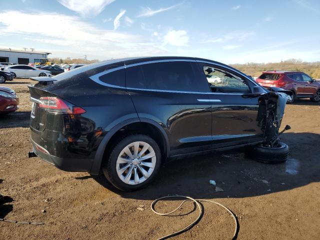 Tesla Model X Image 2