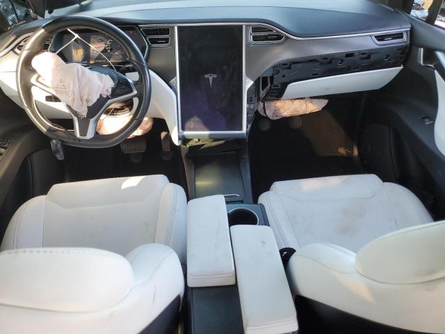 Tesla Model X Image 4