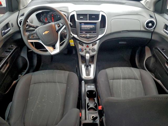Chevrolet Sonic Lt Image 3