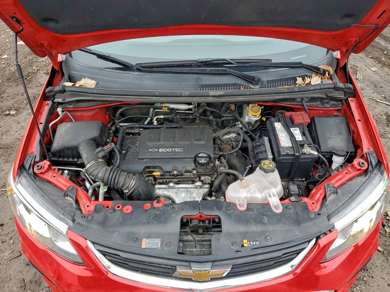 Chevrolet Sonic Lt Image 10