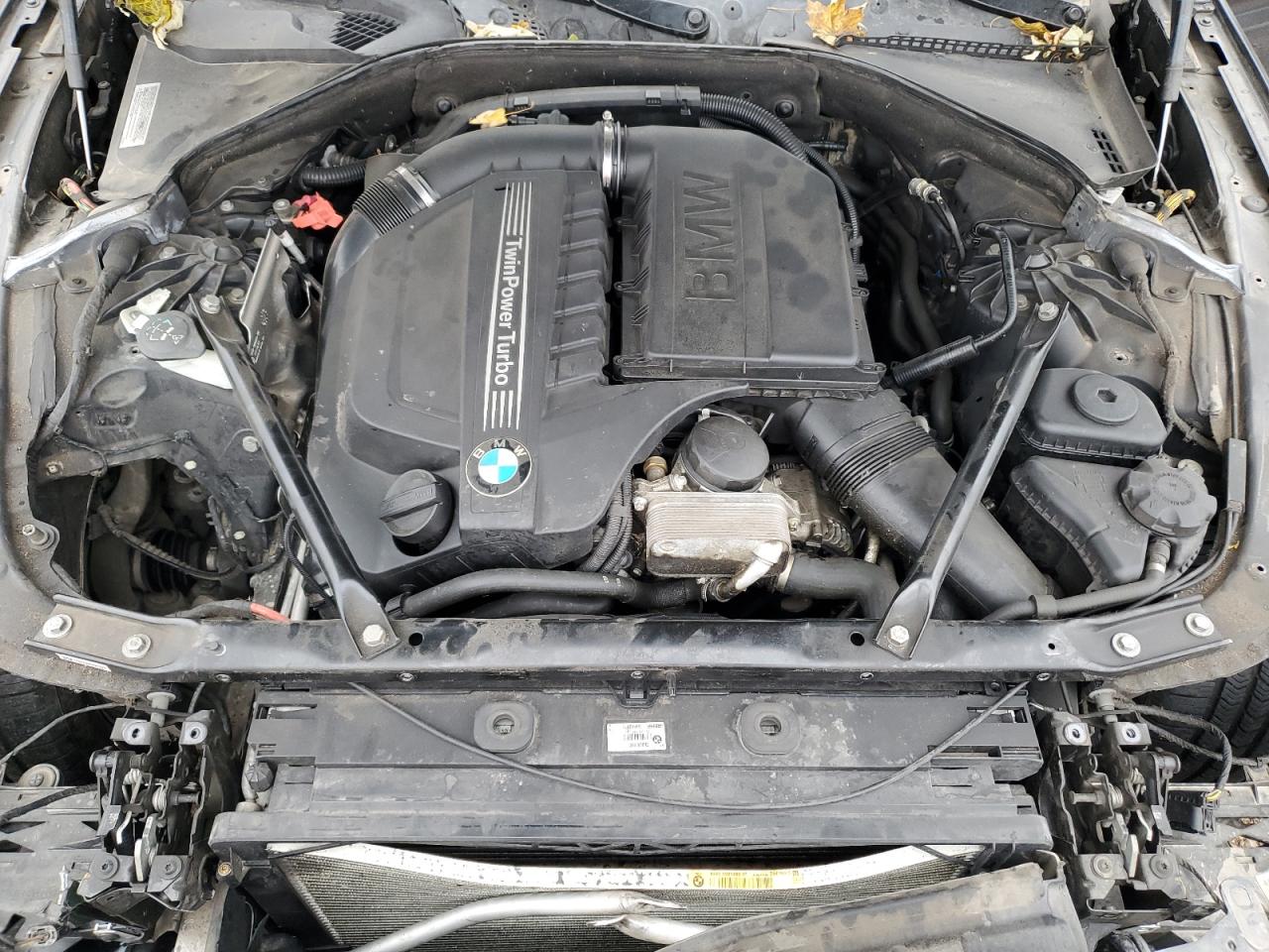 BMW 5 Series Xi Image 11