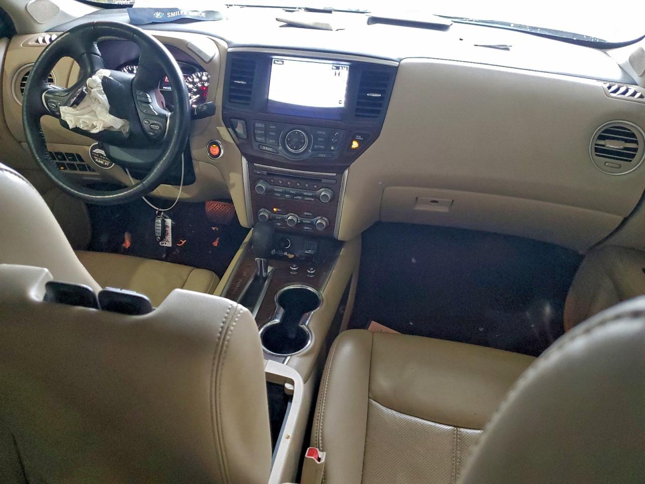 Nissan Pathfinder S Image 6