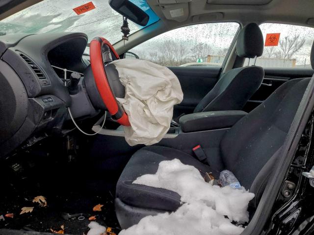 Nissan Altima 2.5 Image 8