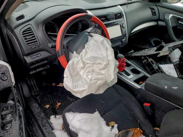 Nissan Altima 2.5 Image 3