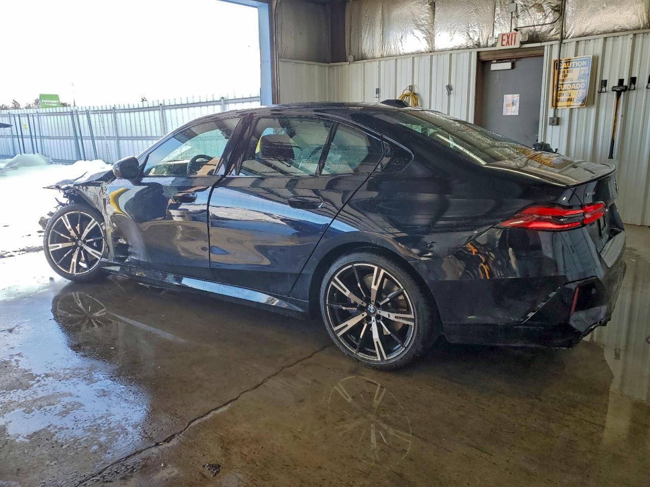 BMW 5 Series Xi Image 8