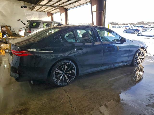 BMW 5 Series Xi Image 2