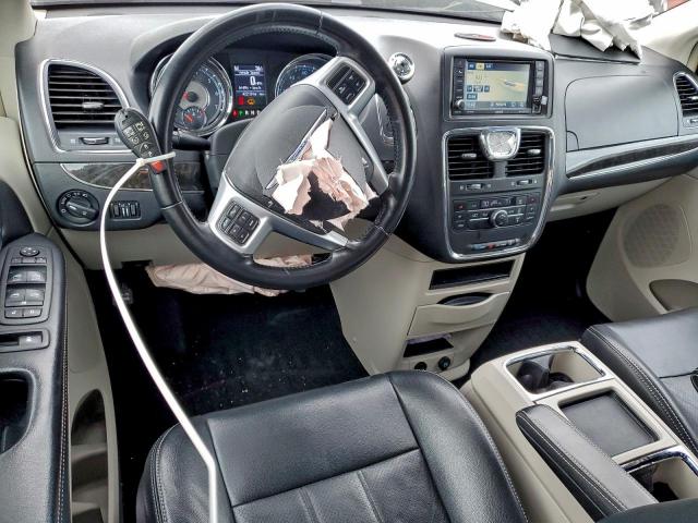 Chrysler Minivan Touring L Image 9