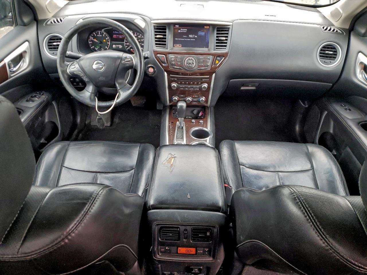 Nissan Pathfinder S Image 9